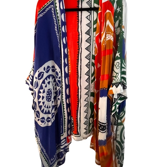 FARM Rio Multicolor Patterned Tunic - Picture 2 of 6